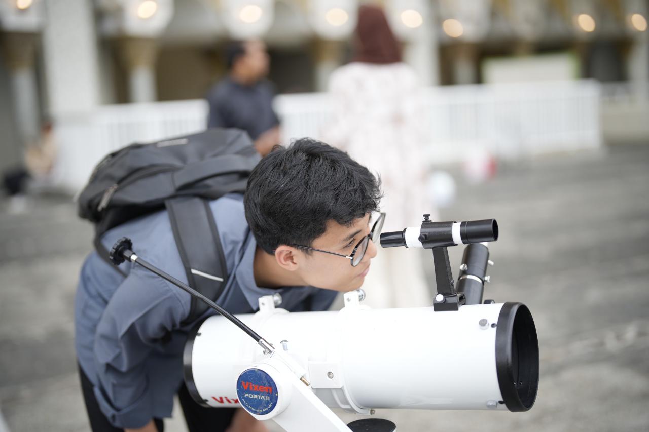 Lunar Fest 2026 di Sumbar Hadirkan Pengamatan Gerhana Bulan Total dan Edukasi Astronomi