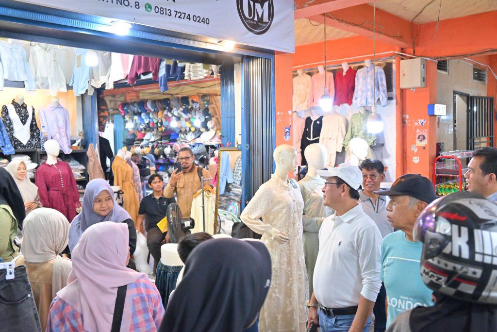 Pasar Payakumbuh Ramai Jelang Idulfitri, Daya Beli Masyarakat Dinilai Tetap Stabil