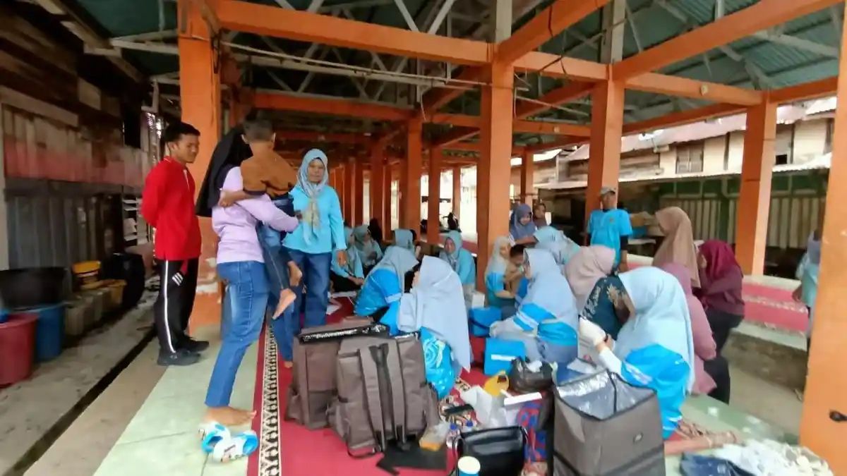 Antisipasi KLB Campak, Nagari Koto Tuo Gelar Imunisasi Massal di Pasar