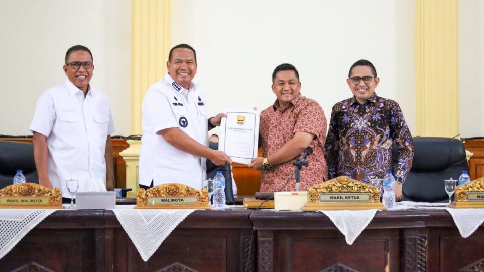 Pemko Pariaman Respons Pandangan Fraksi DPRD soal Ranperda Kawasan Tanpa Rokok